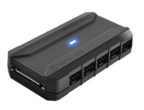 10 port PWM fan hub with direct SATA input and neat cable management 10 port PWM fan hub with direct SATA input and neat cable management